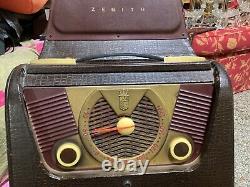 Vintage 50s Zenith Tube Radio 5h41 Leatherette Case Working
