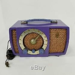 Vintage AM/FM Zenith Radio Model H7247