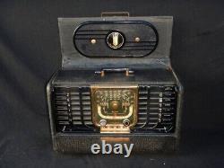 Vintage America Zenith THE ROYALTY OF RADIO tube radio Display Object junk