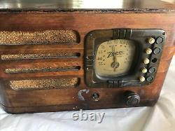 Vintage Art Deco Zenith 5R316 Wooden Walnut Tube Radio