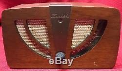 Vintage Charles Eames Design Zenith Tube Radio Model 6D030 6-D-030