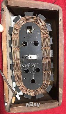 Vintage Charles Eames Design Zenith Tube Radio Model 6D030 6-D-030