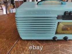 Vintage MCM Zenith Model 6S511 Tabletop AM/SW Radio Working