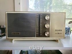 Vintage Model T-2534A Zenith Am/Fm Radio In Great Working Condition Mid Century