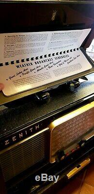 Vintage Original Zenith Trans Oceanic Multiband Short Wave Radio- Works