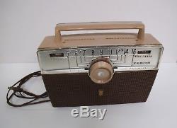 Vintage Portable AM Tube Radio, Zenith Model A402, Dial-Tenna Working, Rare 1957