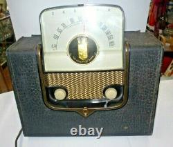 Vintage RADIO 1950s Zenith G503-Y Flip Up Dial Portable AM Tube Radio Working
