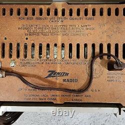 Vintage Radio Zenith AM/FM Stereo Table-Top Tube Radio Model H723 1951