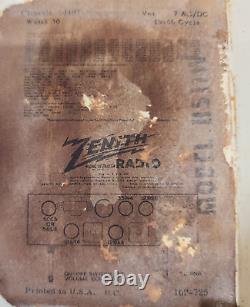 Vintage Radio Zenith H511W Consol-Tone Race Track Tube Radio