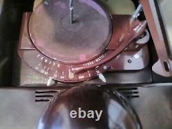 Vintage Working Zenith Bakelite COBRA-MATIC Tube Radio Phonograph J664