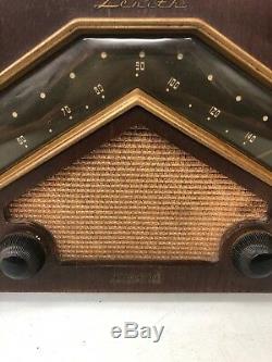 Vintage ZENITH Consol Tone Tube Radio Walnut