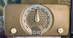 Vintage ZENITH FM ARMSTRONG Gold TUBE radio model rare Not Tested. Missing Chord