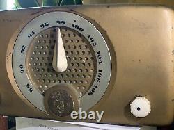 Vintage ZENITH FM ARMSTRONG Gold TUBE radio model rare Not Tested. Missing Chord