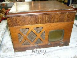Vintage ZENITH Tube Radio Record Player model BR683 CABINET & TURNTABLE