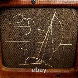 Vintage Zenith 6G601M 6 Tube Radio WaveMagnet Universal Portable AM Sailboat
