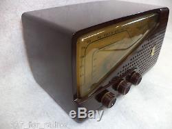 Vintage Zenith AM/FM Bakelite Tube Radio Model G723-RESTORED