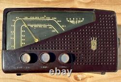 Vintage Zenith AM-FM Radio Model No. 7H822-Z Tube Bakelite Rare Collection