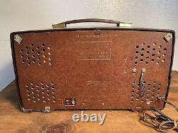 Vintage Zenith AM FM Tube Radio Model Y825 Bakelite Works