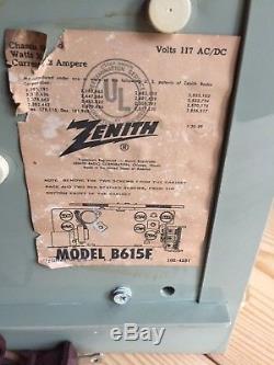 Vintage Zenith AM tube radio Model B615F LT Green Working Plays Loud