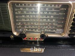 Vintage Zenith B600 Trans-oceanic Wave Magnet Multi-band Shortwave Radio