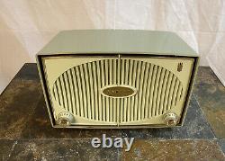 Vintage Zenith B615F The Cotillion AC/DC 6 Tube AM Receiver Radio 1959 RARE
