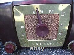 Vintage Zenith Bakelite Tube Radio Works