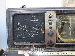 Vintage Zenith Bomber Tube Radio Shortwave Portable Wavemagnet untested