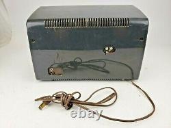 Vintage Zenith C725C AM/FM Radio Tube Audio 1950's Tested #2