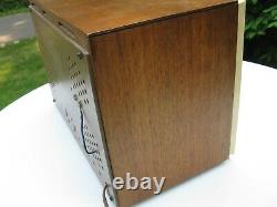 Vintage Zenith C845 High Fidelity AM/FM Table Top Tube Radio Mid Century Modern