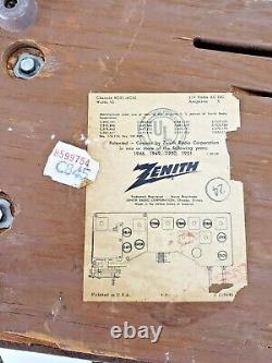 Vintage Zenith C845 Vacuum Tube AM FM Table Top Radio Tested AS IS