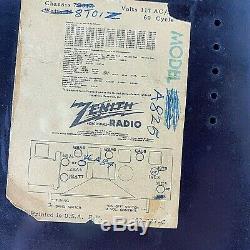 Vintage Zenith Chicago Tube Radio Model H725 Bakelite 1950's Working condition