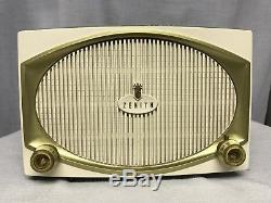Vintage Zenith D513F Tube Radio Bluetooth Input