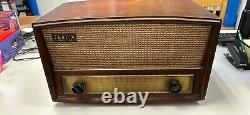 Vintage Zenith G730 1950s AM/FM Tube Radio With Phono Input