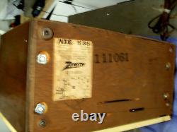 Vintage Zenith H845 Vacuum Tube AM FM Table Top Radio, GOOD CONDITION
