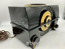 Vintage Zenith J615Y Mid Century Modern Tube Radio Tested Working
