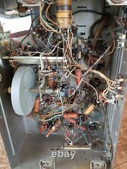 Vintage Zenith Model 10-S-669 Radio Chassis AM/SW Working