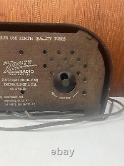 Vintage Zenith Model 5G03 G-516 Owl Eye Tube Radio Bakelite Art