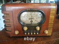 Vintage Zenith Model 5-S-319 Racetrack Dial Tube Radio Working! Looks Great