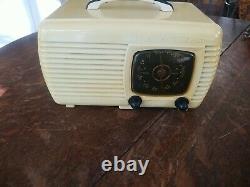 Vintage Zenith Model 6D510W Tube Radio Restored Working
