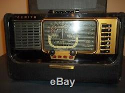Vintage Zenith Model H500 Trans-Oceanic Portable Radio Good Looking Radio