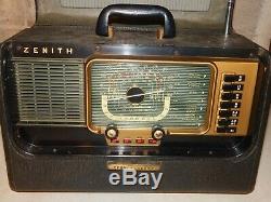 Vintage Zenith Model H500 Trans-oceanic Portable Tube Radio With Manual Works