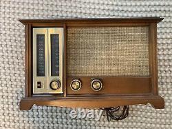 Vintage Zenith Model N731 Radio Wood Cabinet