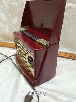 Vintage Zenith Portable Zenette Bakelite Tube Radio MID Century 1947 USA