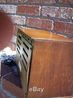 Vintage Zenith Radio Model 6D029 Wood Cabinet, Lighted Dial Working
