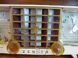Vintage Zenith Radio R623W 1955 Super Deluxe AM Clock Radio Tube WORKING