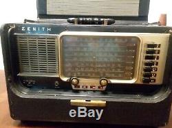 Vintage Zenith T600 Trans-Oceanic Wave Magnet multiband Tube Radio. Not working