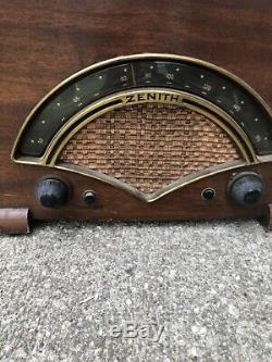 Vintage Zenith Table Top Tube Radio & Auto Record Player @for Parts Not Working@