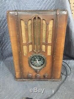 Vintage Zenith Tabletop Radio Model 5-S-29 (5S29) Tombstone Radio