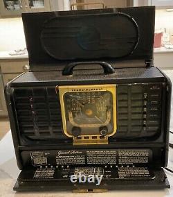 Vintage Zenith TransOceanic 1949 Shortwave Radio