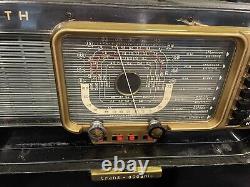 Vintage Zenith TransOceanic Wavemagnet Tube Radio H500 Working